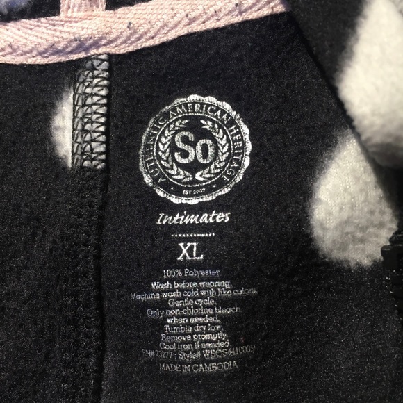 Juniors one piece fleece pajamas. Zip up, hooded - Picture 3 of 3